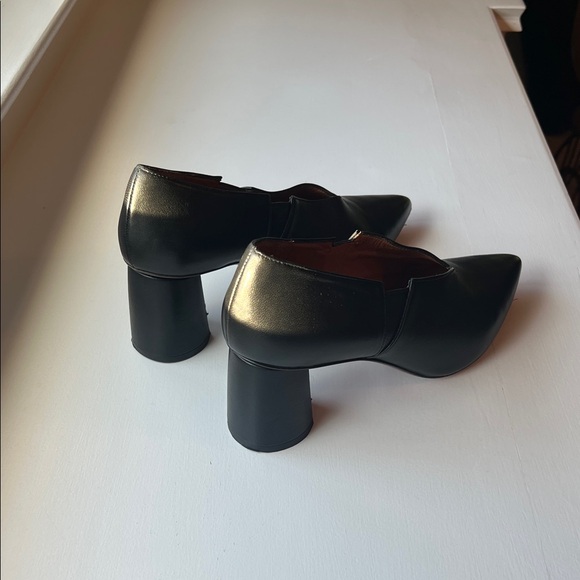 Chie Mihara Black Women's Pumps 2.5” heels size 39 - Picture 14 of 16